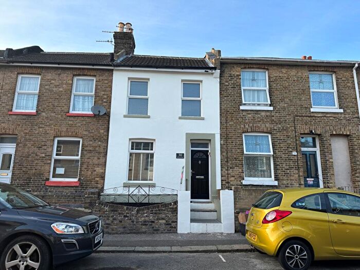 3 Bedroom House To Rent In Winchelsea Street, Dover, CT17