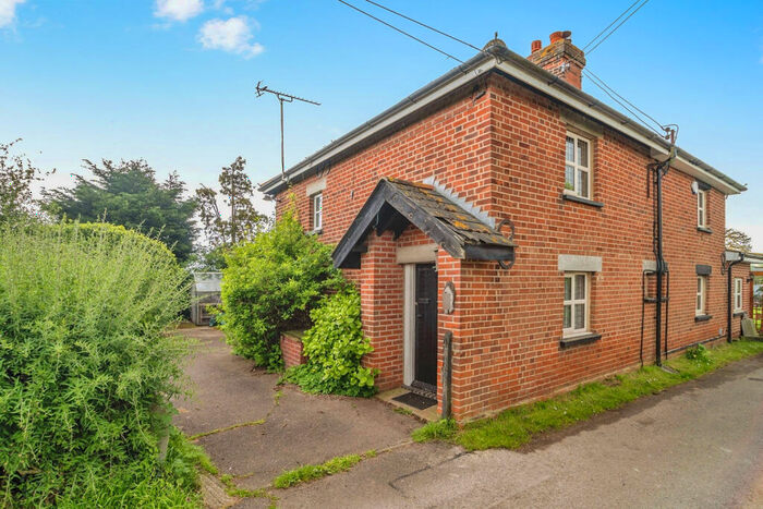 2 Bedroom Semi-Detached House For Sale In Parkers Farm Road, Orsett, Grays, RM16