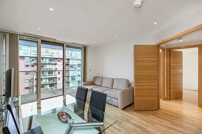 2 Bedroom Apartment To Rent In Eustace Building, Queenstown Road, London, SW11