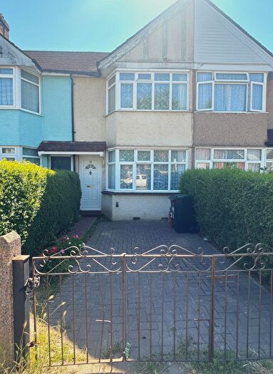 2 Bedroom Terraced House To Rent In Granville Avenue, Feltham, TW13