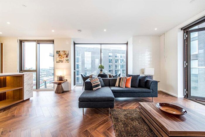 1 Bedroom Apartment For Sale In Ambassador Building, Embassy Gardens, New Union Square, Nine Elms, London, SW11