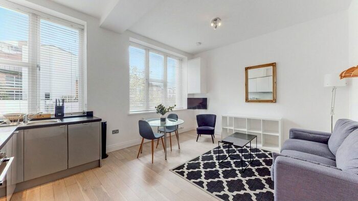 1 Bedroom Flat To Rent In Anglers Lane, Kentish Town, NW5