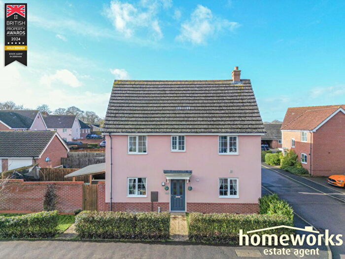 3 Bedroom Detached House For Sale In Hornbeam Drive, Dereham, NR20