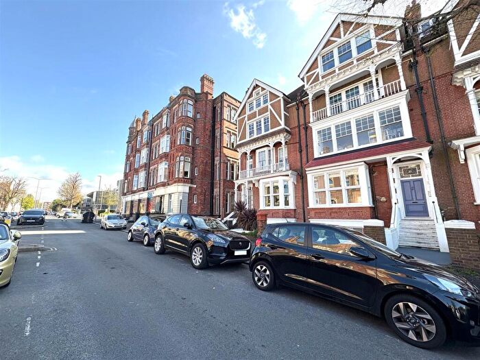 1 Bedroom Flat To Rent In Fourth Avenue, Hove, BN3