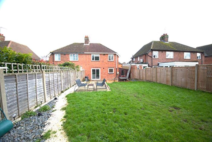 3 Bedroom Semi-Detached House For Sale In Mandeville Road, Canterbury, CT2
