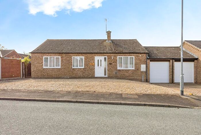 3 Bedroom Bungalow For Sale In Lovell Gardens, Watton, Thetford, Norfolk, IP25