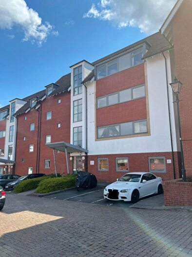 2 Bedroom Apartment To Rent In Griffin Close, Birmingham, B31