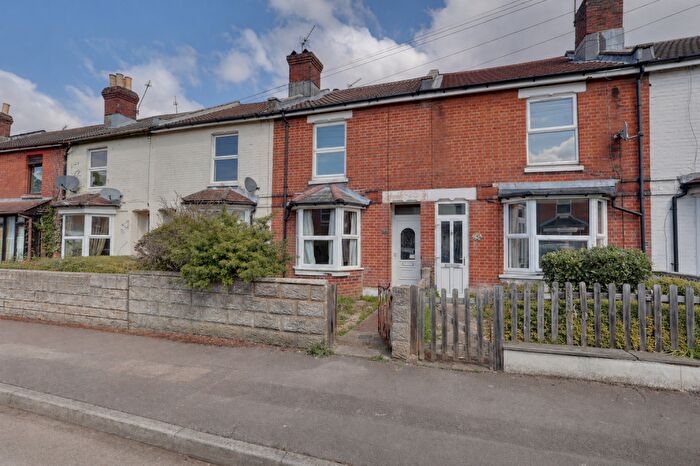 2 Bedroom Terraced House For Sale In Shirley, Southampton, SO15