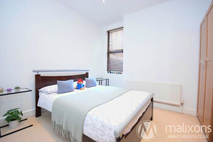 1 Bedroom Flat To Rent In Gleneldon Road, London, SW16
