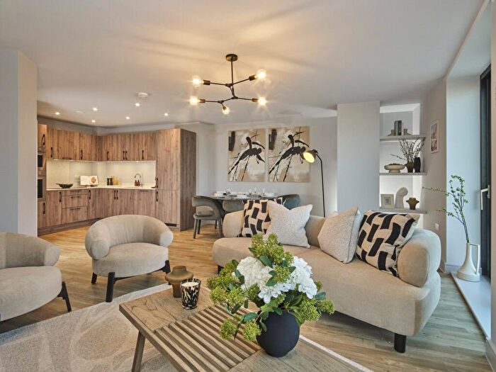 2 Bedroom Apartment For Sale In Wills House, Factory No., East Street, Bedminster, Bristol, BS3