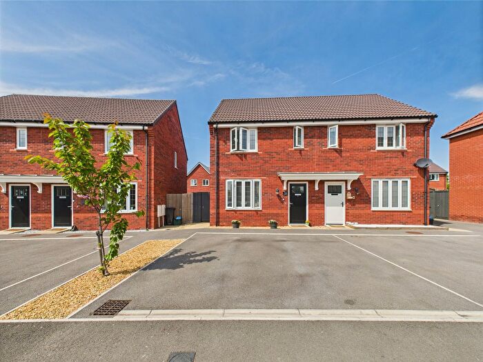 2 Bedroom Semi-Detached House For Sale In Carnation Drive, Bridgwater, TA5