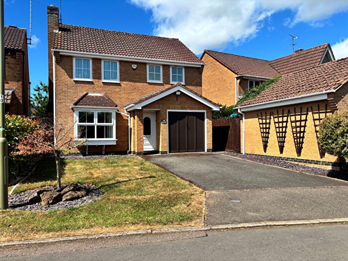 4 Bedroom Detached House To Rent In Winchester Close, Banbury, OX16