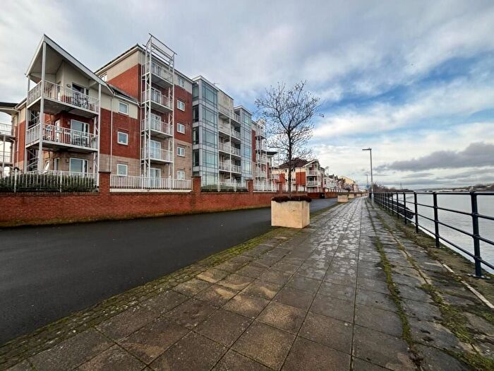 2 Bedroom Flat For Sale In Kingfisher Court, Gateshead, Tyne And Wear, NE11