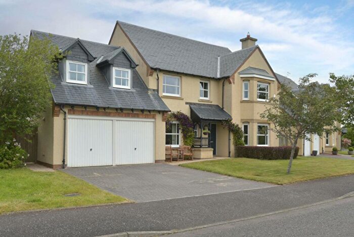 5 Bedroom Detached House For Sale In Lindsay Row, Rosewell, EH24
