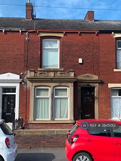 3 Bedroom Terraced House To Rent In Leamington Road, Blackburn, BB2