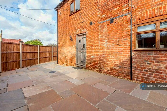 2 Bedroom Semi-Detached House To Rent In Holt Road, Cawston, Norwich, NR10