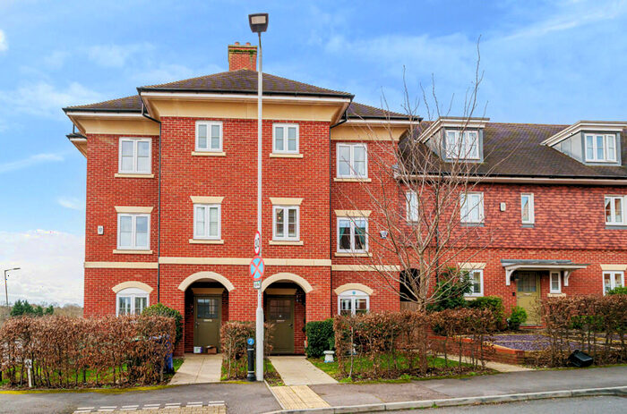 4 Bedroom Terraced House For Sale In Meadowsweet Lane, Warfield, Bracknell, RG42