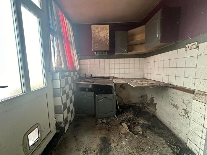 3 Bedroom Terraced House For Sale In Albany Street, Rotherham, S65