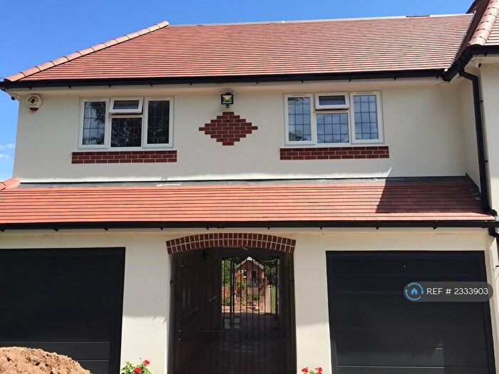 Studio To Rent In Stoneleigh Road, Coventry, CV4