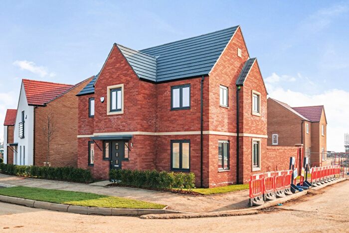 4 Bedroom Property To Rent In West Street, Northampton, NN5