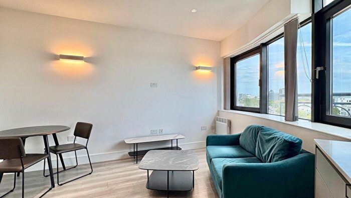 1 Bedroom Flat To Rent In New Horizons Court, Brentford, TW8