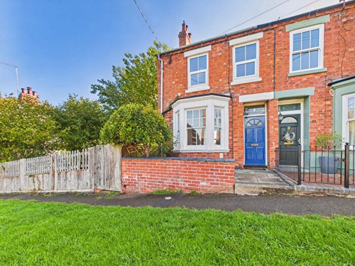 2 Bedroom End Of Terrace House For Sale In The Banks, Long Buckby, Northampton, Northamptonshire, NN6