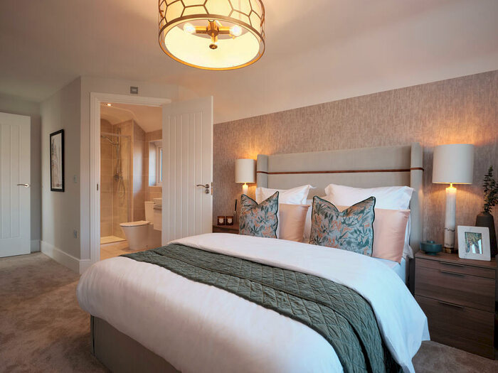 4 Bedroom Detached House For Sale In Town Road, Cliffe Woods, ME3
