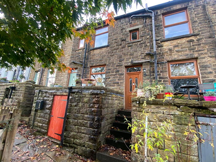 2 Bedroom Terraced House For Sale In Stoneswood Road, Delph, OL3