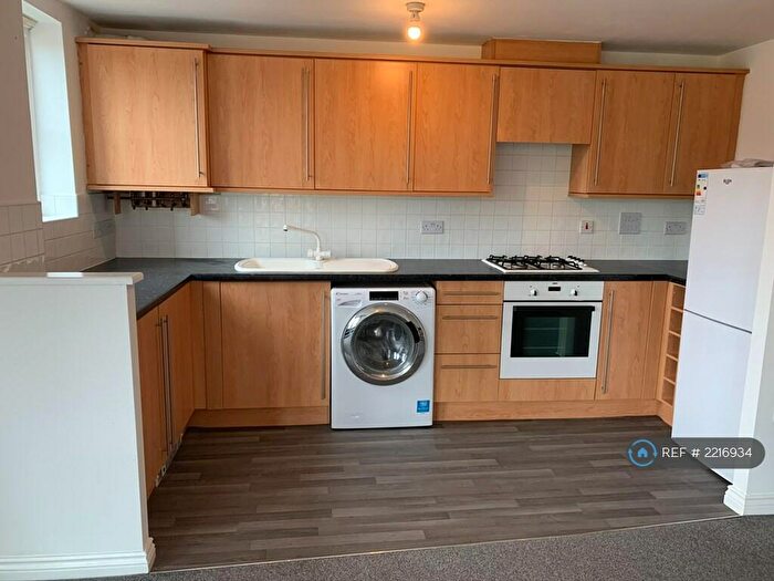 2 Bedroom Flat To Rent In Signet Square, Coventry, CV2