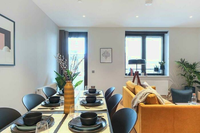 2 Bedroom Flat To Rent In Park Lane Wembley, HA9