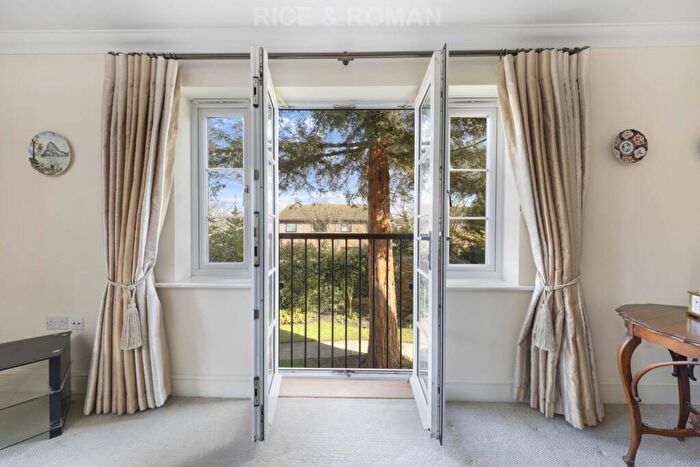 2 Bedroom Retirement Property For Sale In Cobham Grange, Cobham, KT11