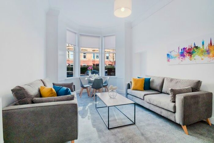 2 Bedroom Flat To Rent In Lawrence Street, Dowanhill, Glasgow, G11