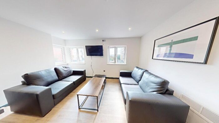 3 Bedroom Apartment To Rent In Stepney Lane, Newcastle Upon Tyne, NE1