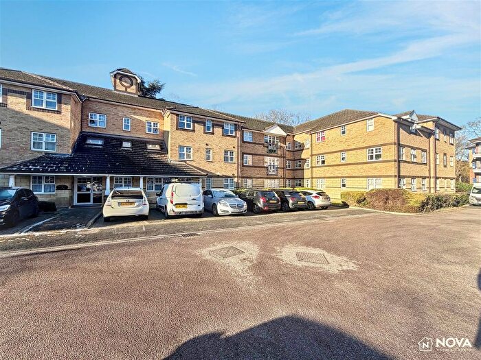 1 Bedroom Flat To Rent In Earls Meade, Luton, LU2