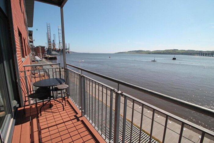 2 Bedroom Flat To Rent In Marine Parade Walk, City Quay, Dundee, DD1