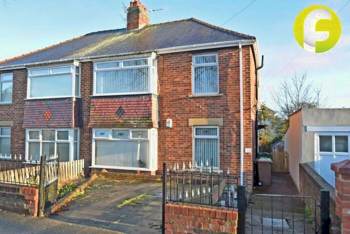 2 Bedroom Flat To Rent In Billy Mill Avenue, North Shields, NE29