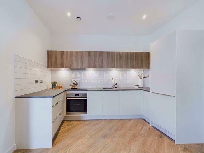 1 Bedroom Flat To Rent In Prince Regent House, Chatham Maritime, ME4