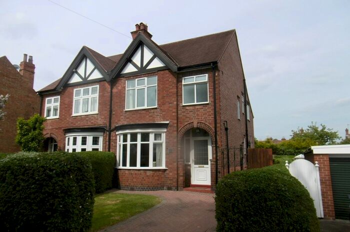 3 Bedroom Semi-Detached House To Rent In Louis Avenue, Beeston NG9