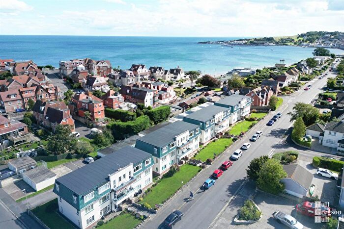 2 Bedroom Flat To Rent In De Moulham Road, Swanage, BH19