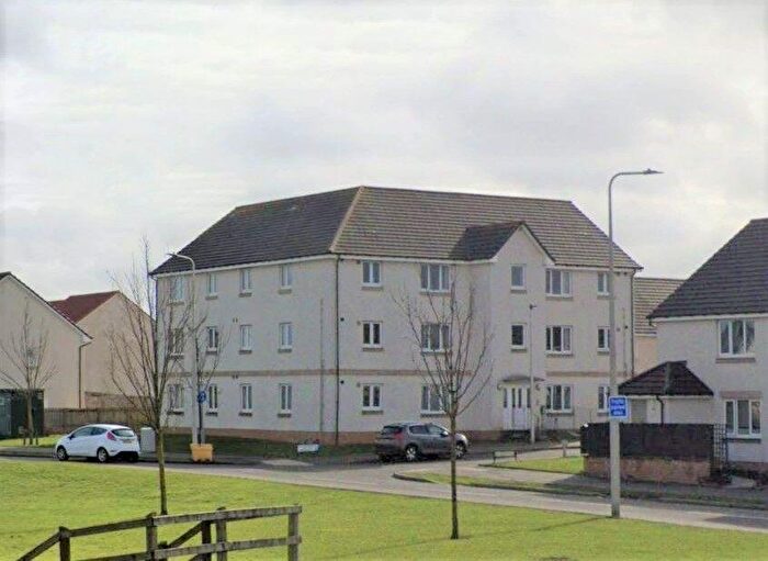 2 Bedroom Flat To Rent In Mackinnon Crescent, Kirkliston, Edinburgh, EH29