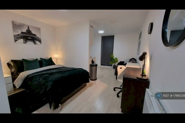 Studio To Rent In Parliament Place, Liverpool, L8