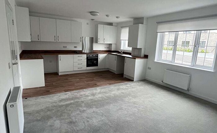 2 Bedroom Apartment To Rent In Allermuir Walk, Livingston, EH54