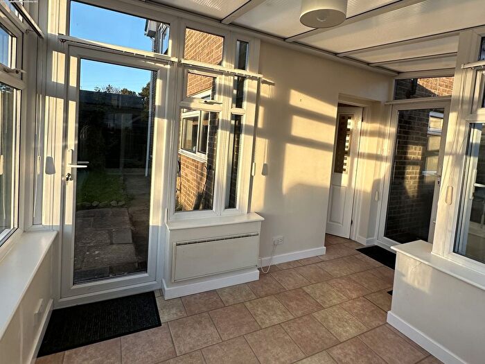 6 Bedroom Detached House To Rent In Wembley Way, Fair Oak, Eastleigh, SO50