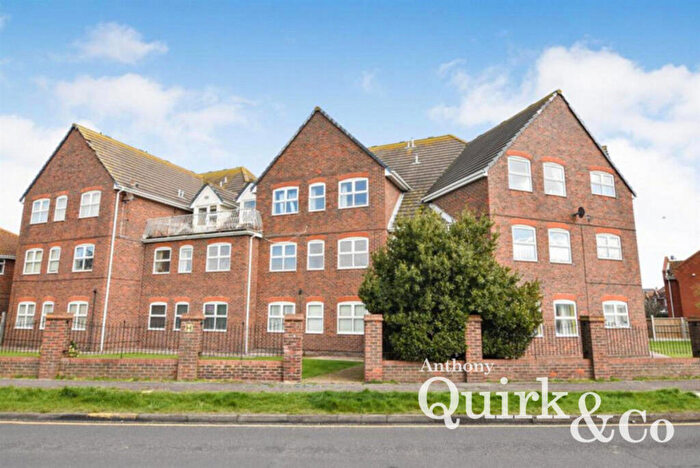 3 Bedroom Flat For Sale In Western Esplanade, Canvey Island, SS8