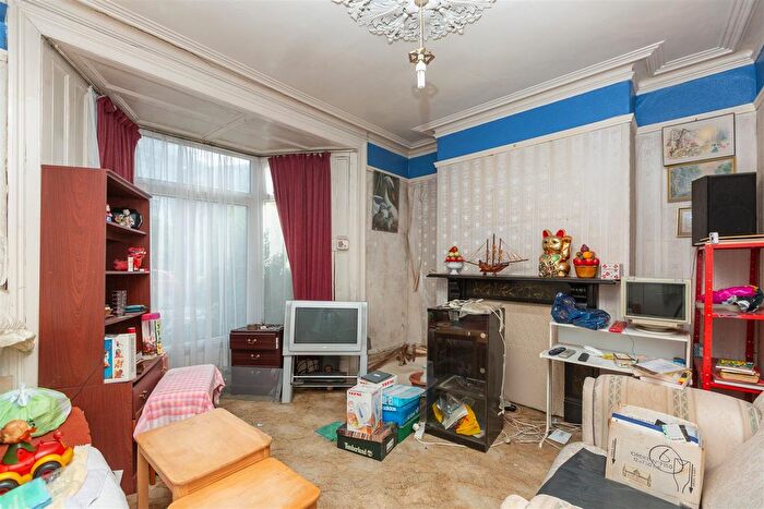3 Bedroom Terraced House For Sale In Glanmor Road, Uplands, Swansea, SA2