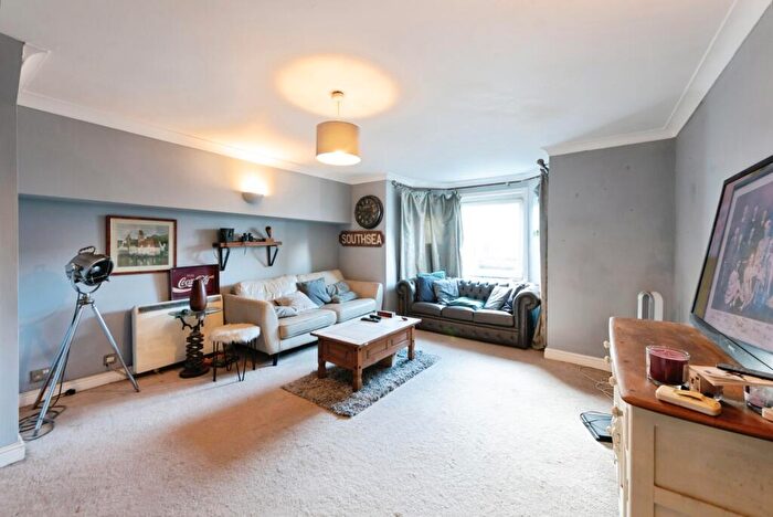 2 Bedroom Flat For Sale In Granada Road, Southsea, Hampshire, PO4