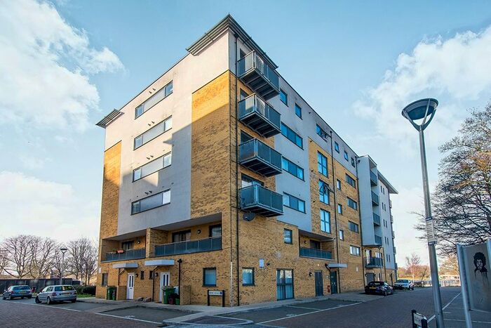 2 Bedroom Flat To Rent In Southmere Drive, London SE2