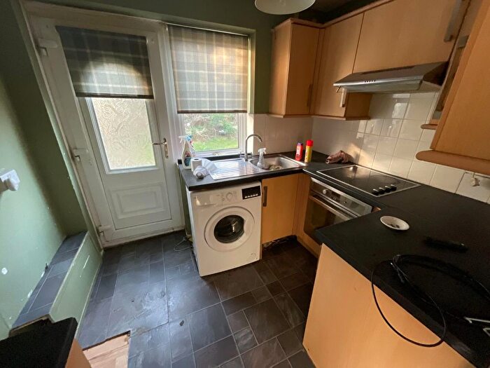 2 Bedroom Flat For Sale In Edgmond Court, Sunderland, SR2