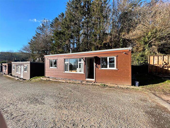 1 Bedroom Park Home For Sale In Plas Panteidal, Aberdovey/Aberdyfi, Gwynedd, LL35
