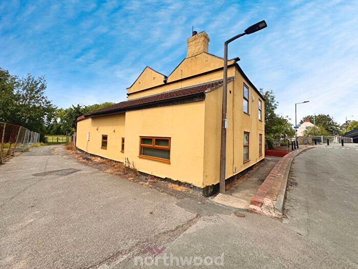 3 Bedroom Detached House For Sale In Hatfield Road, Thorne, Doncaster, DN8